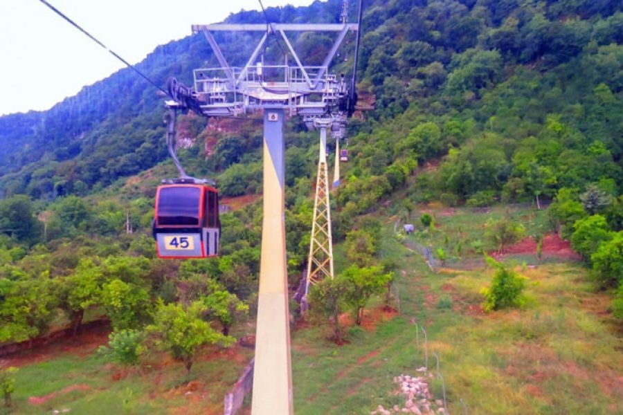 تله کابین شیراز کوه دراک در تابستان 1404